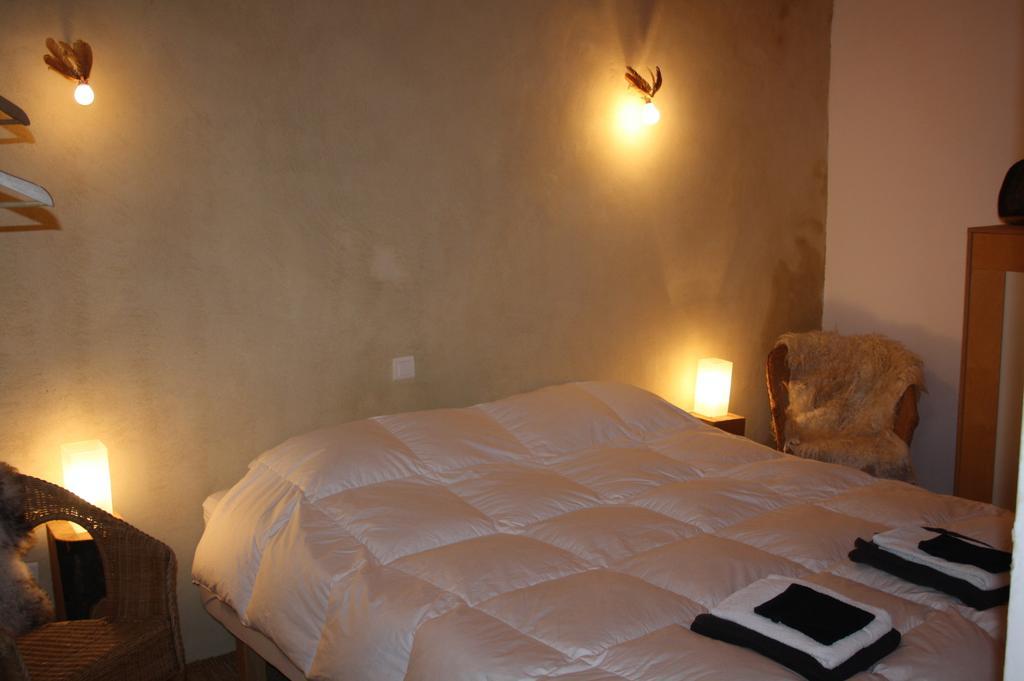 Mas La Donzelenche Hotel Vialas Room photo