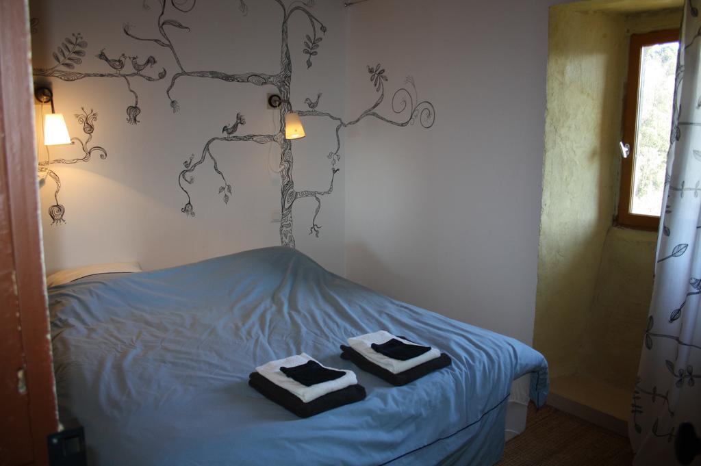 Mas La Donzelenche Hotel Vialas Room photo